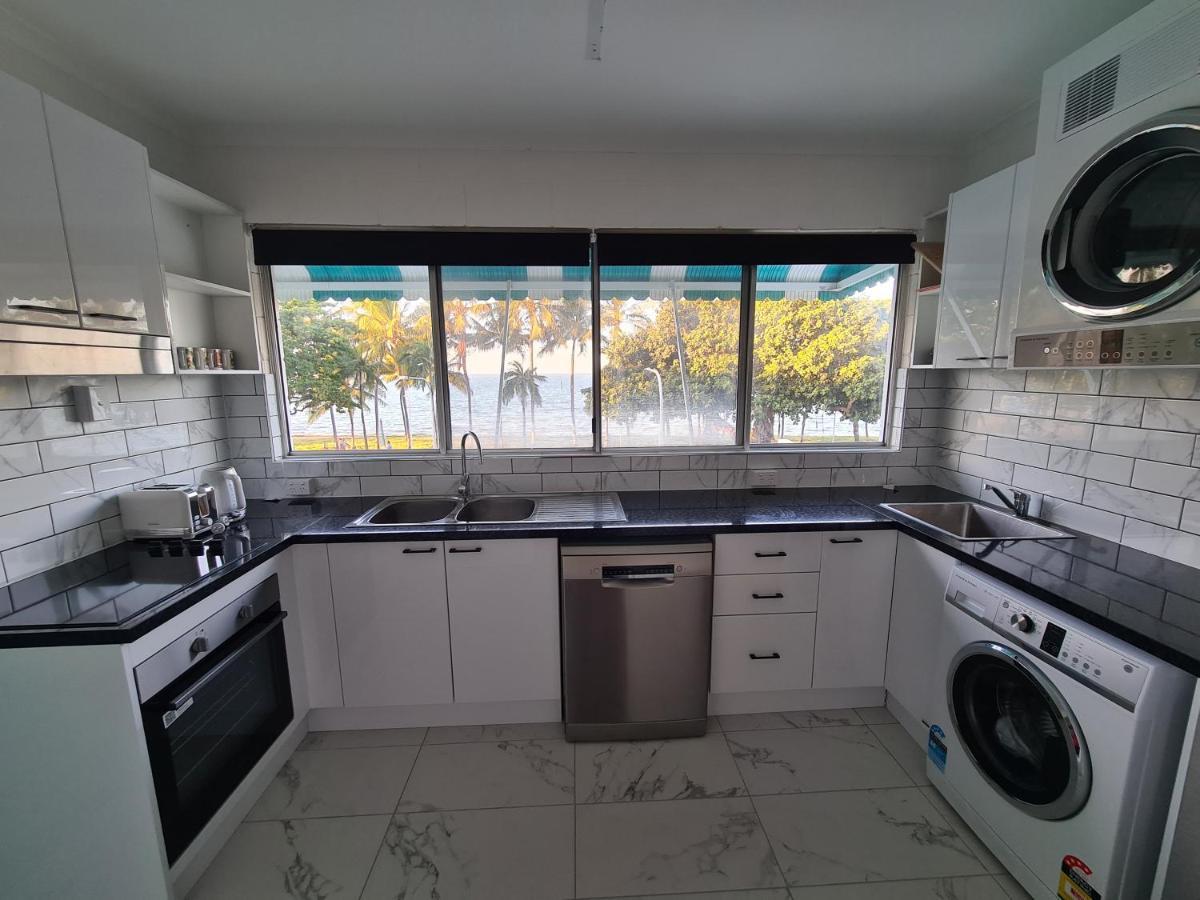 Emthree Seaside Apartment *