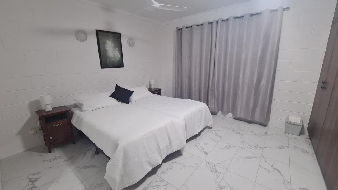 Emthree Seaside Apartment