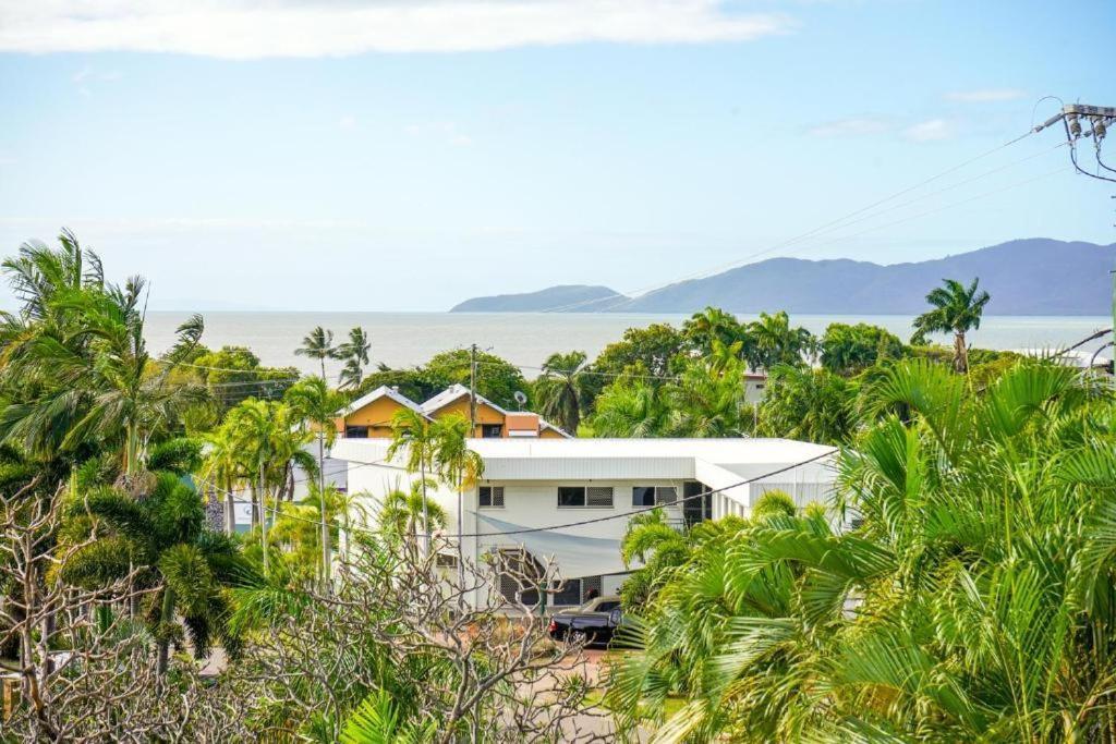 Oasis 2 On Eden Townsville