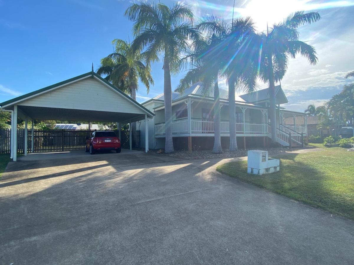 Villa On River Park Drive, Annandale