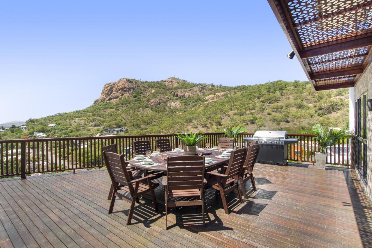 Holiday home 'allawah' - Ocean And View Group Sized Luxury. *