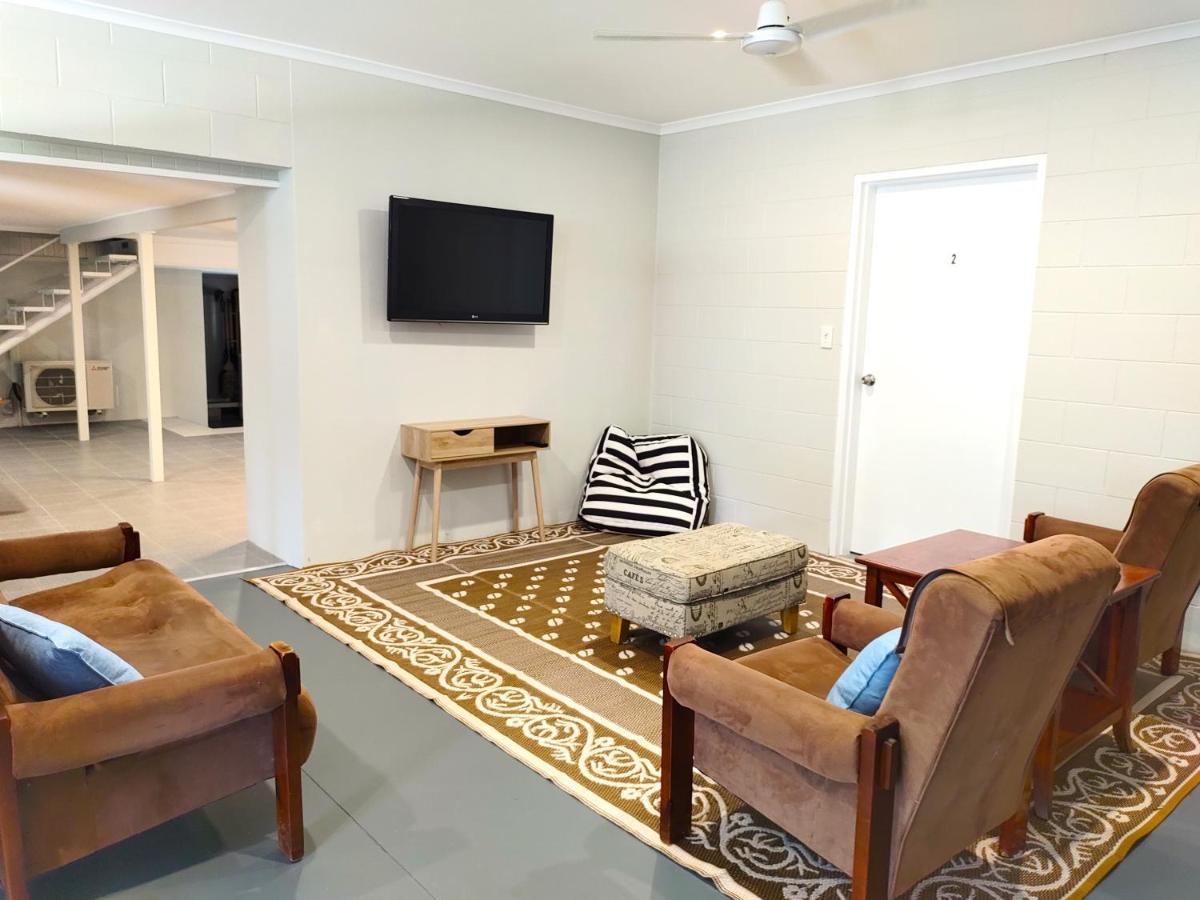 Guest house Superior Private Bedroom & Ensuite - & Location Townsville