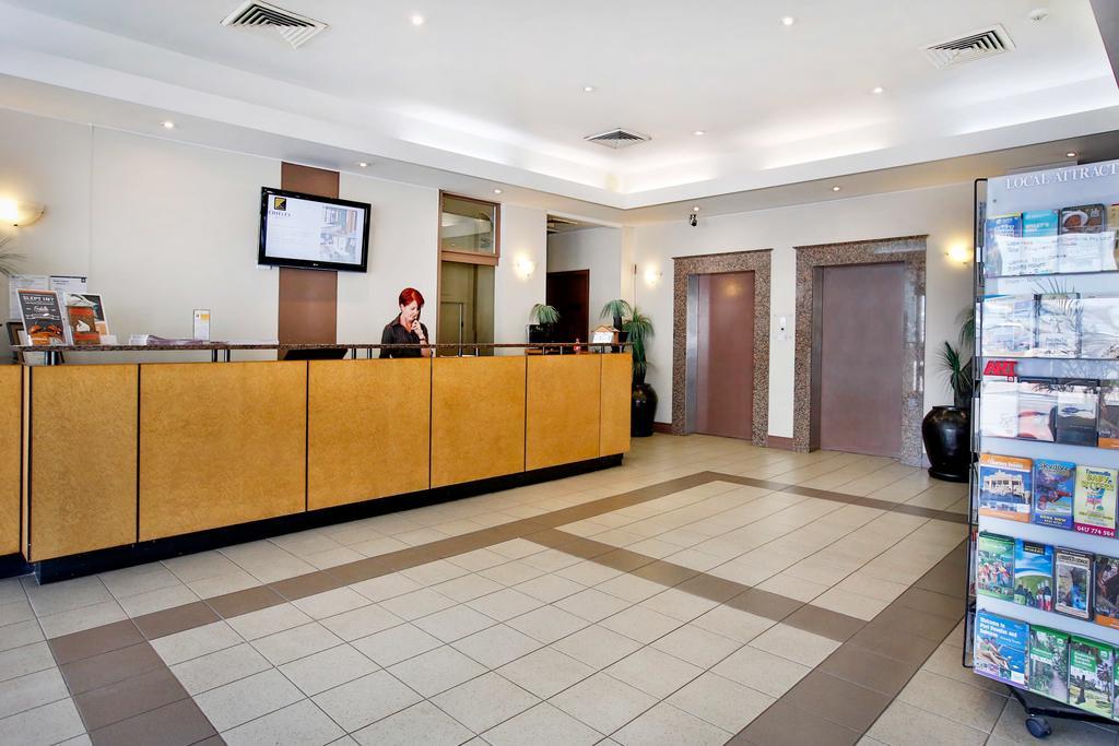 Madison Plaza 4*
