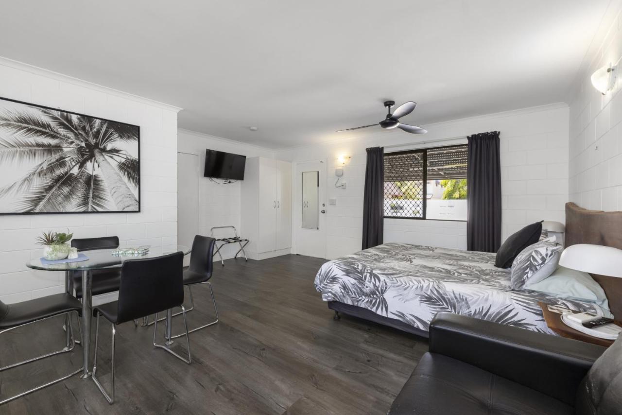 Motel On Mitchell 4*