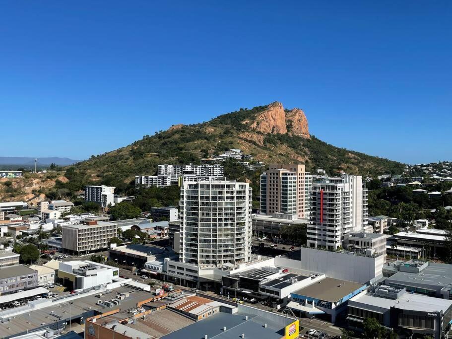 Ocean View Apartment *