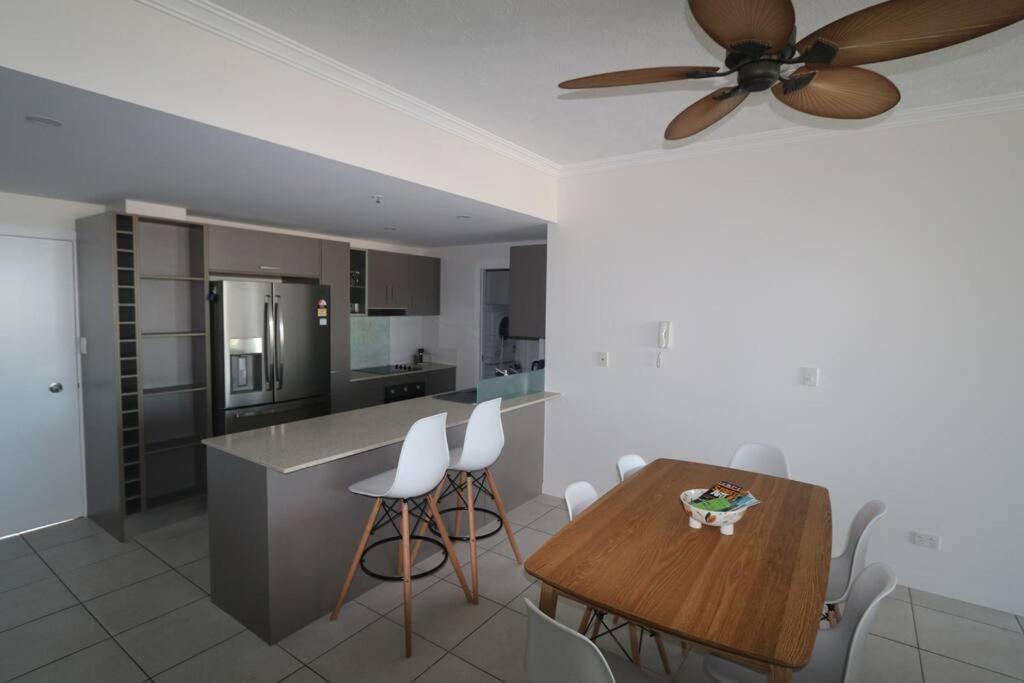 Ocean View Apartment Townsville
