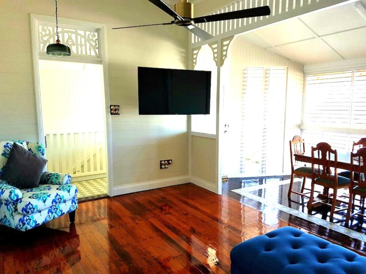 Melton Hill Apartment *