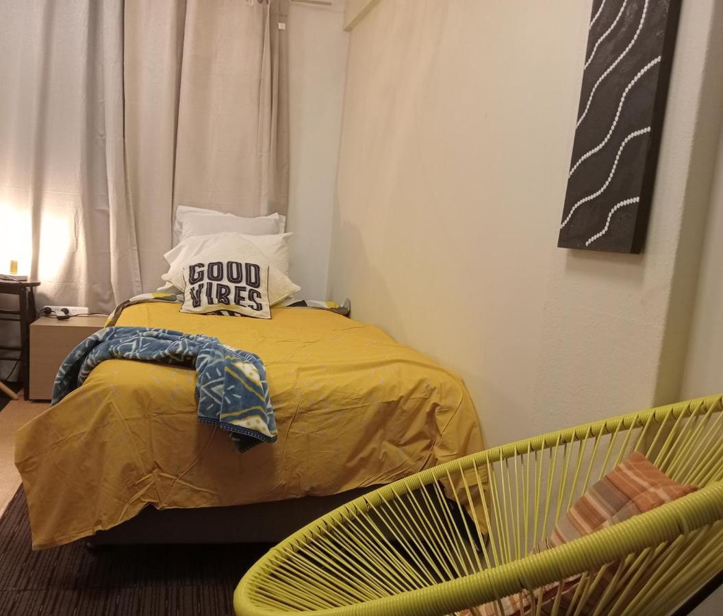 Stadium 5 Minutes Walk * Townsville