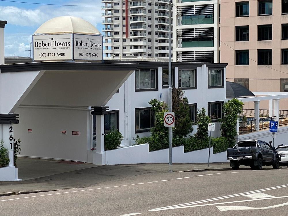 The Robert Towns 4* Townsville