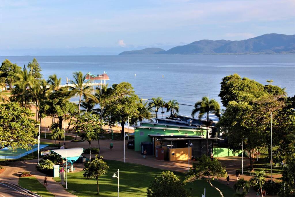 Treat Yourself, Fun In The Sun At The Aquarius Townsville