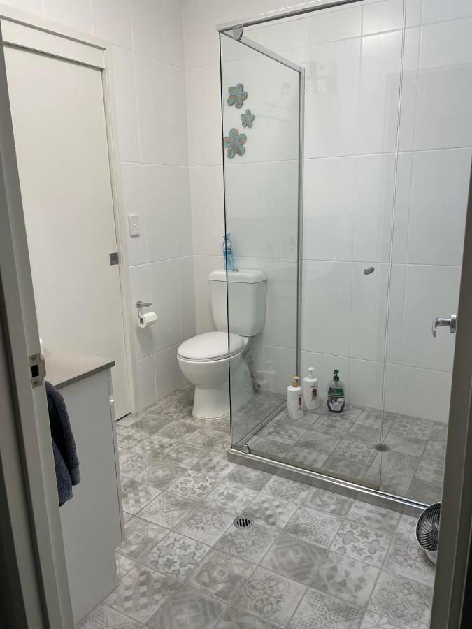 Bed & Breakfast Walk To Palmer B&B - U21 Townsville