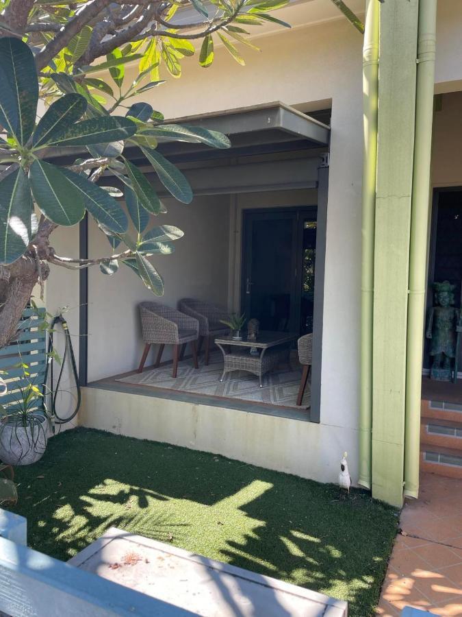 Walk To Palmer B&B - U21 * Townsville