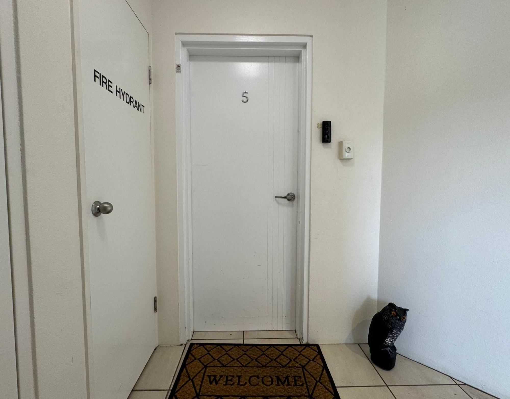 Townsville Apartments On The Strand - Penthouse Apartment Townsville