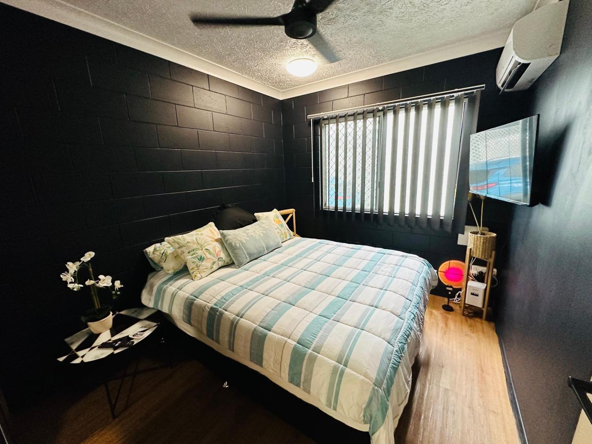 Apartment At Henry St West End, Qld 3 Night Min Townsville