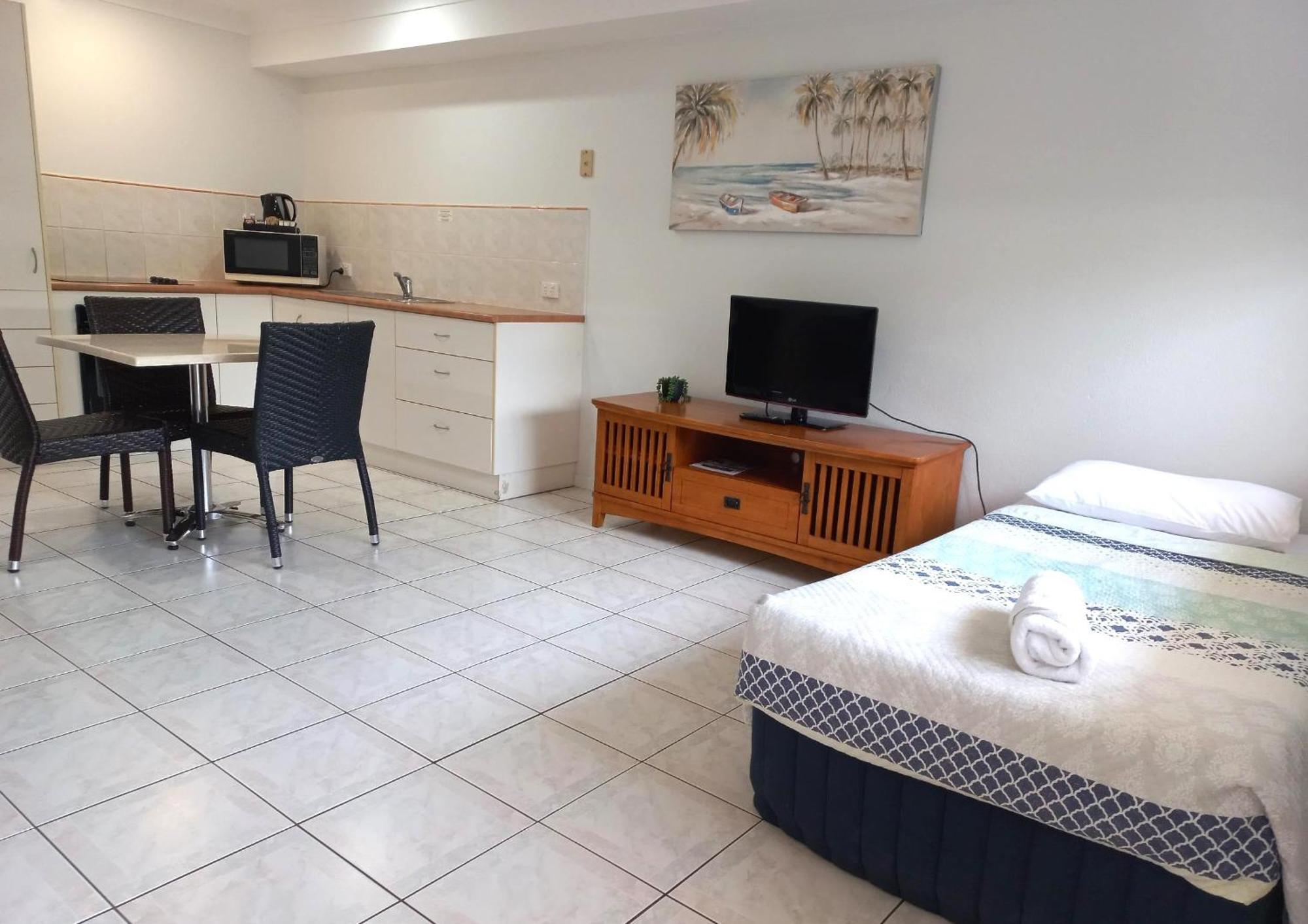 Aparthotel Palm Waters Holiday Villas Townsville