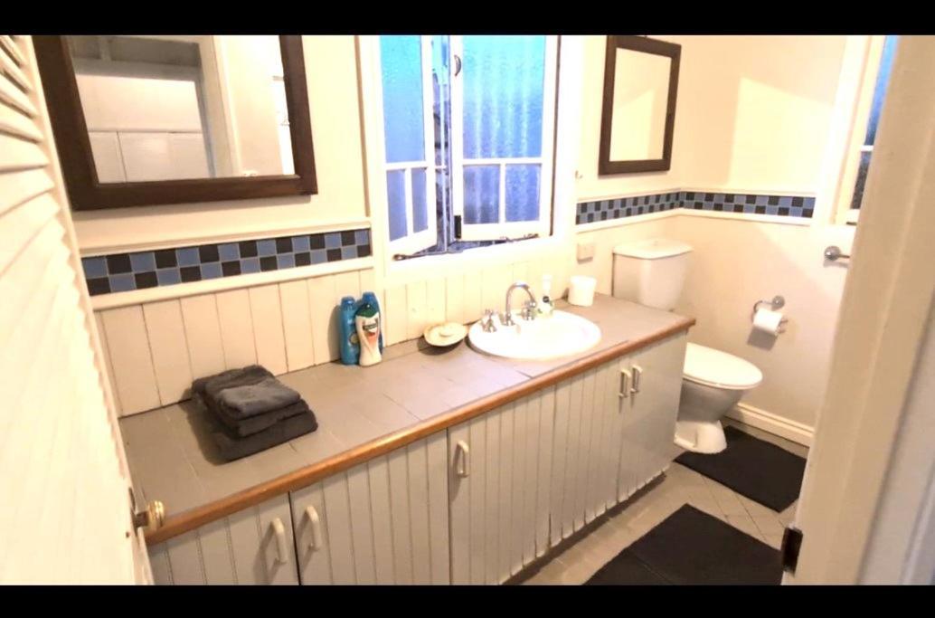 Melton Hill Apartment *
