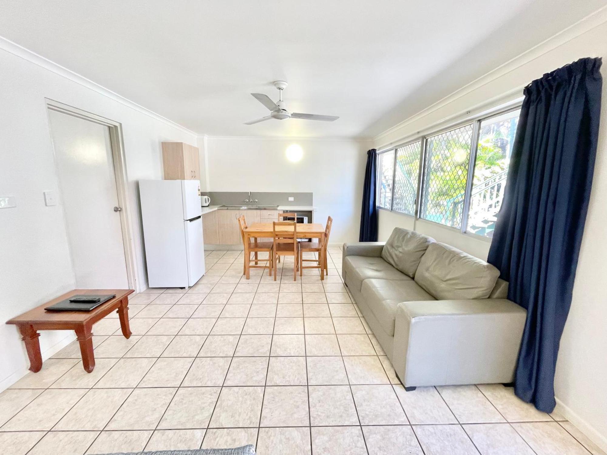 Yongala Lodge By The Strand 3* Townsville