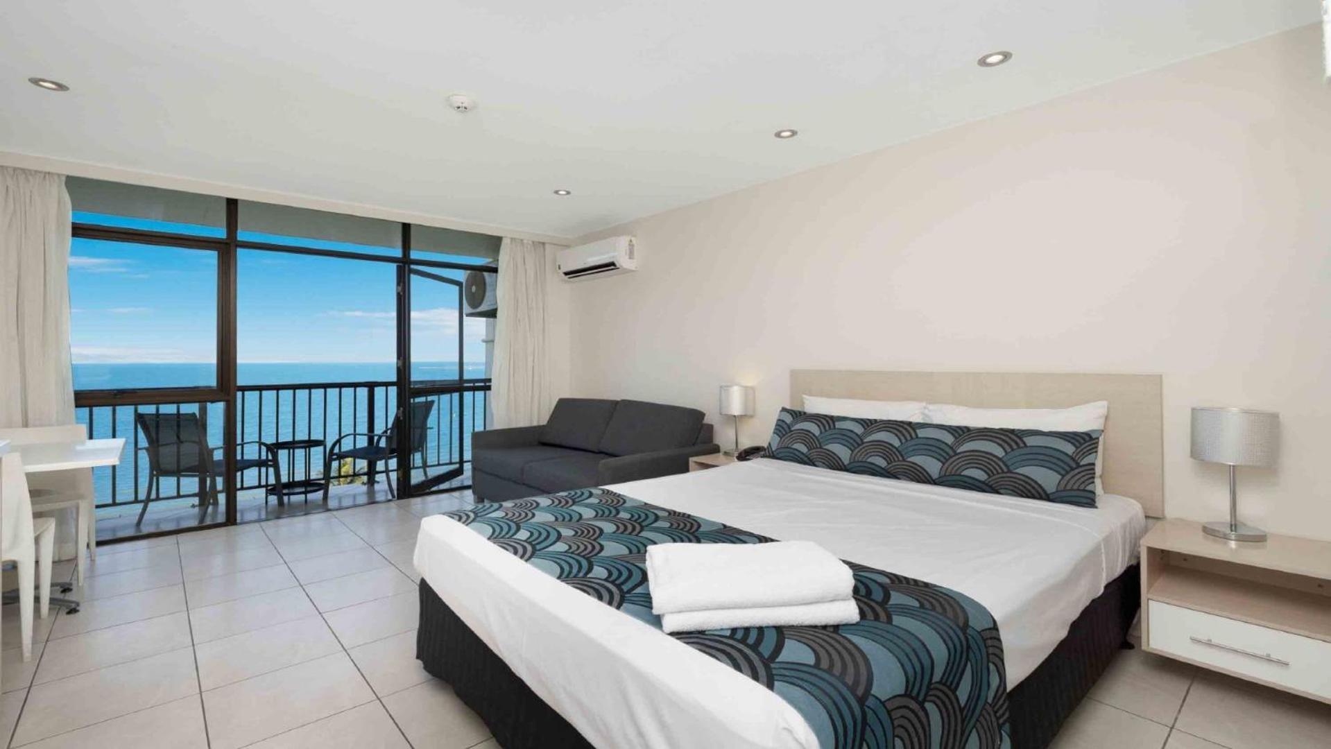 Studio 810 - Idyllic Location With Views Townsville