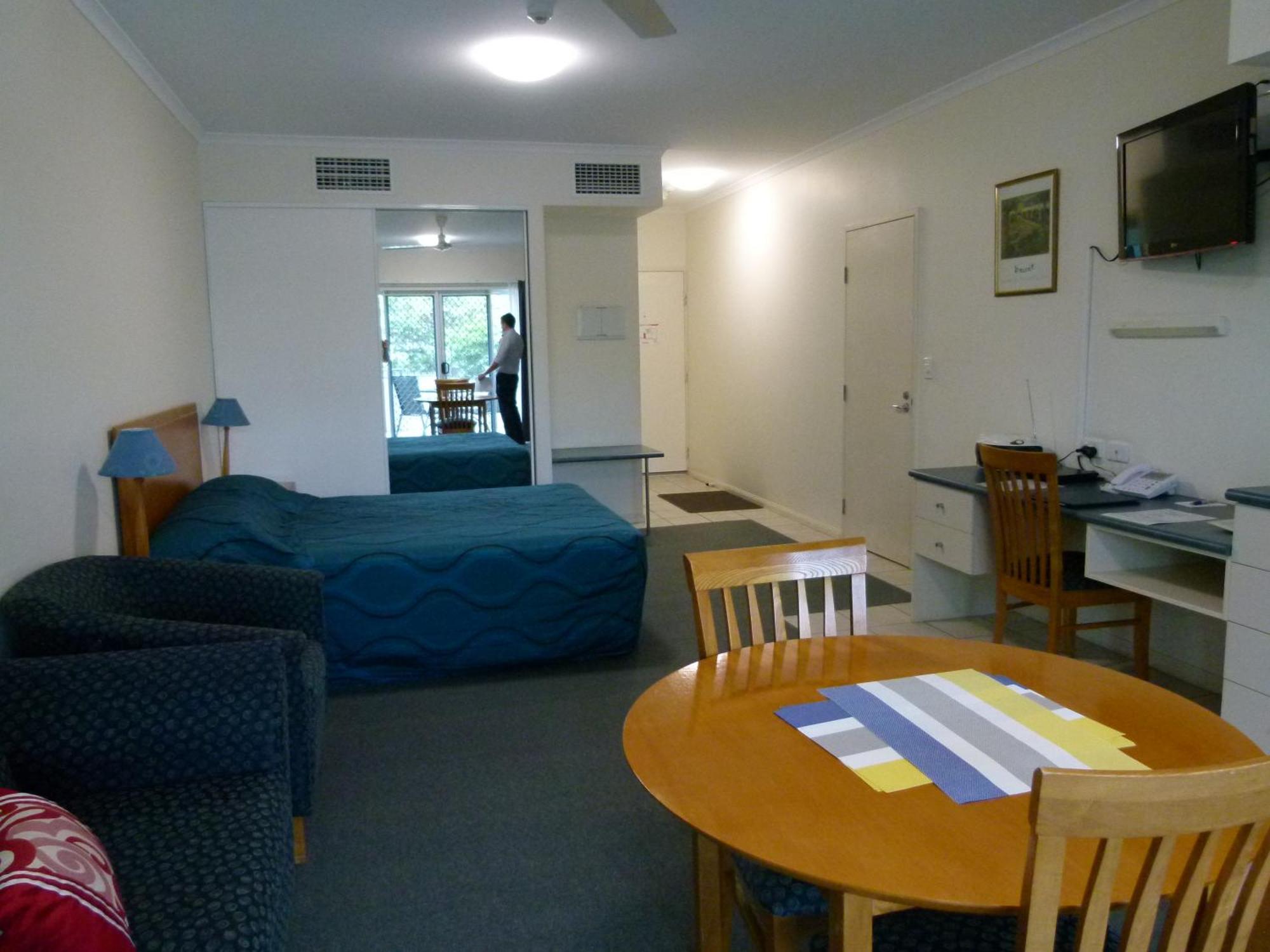 Madison Ocean Breeze 4* Townsville