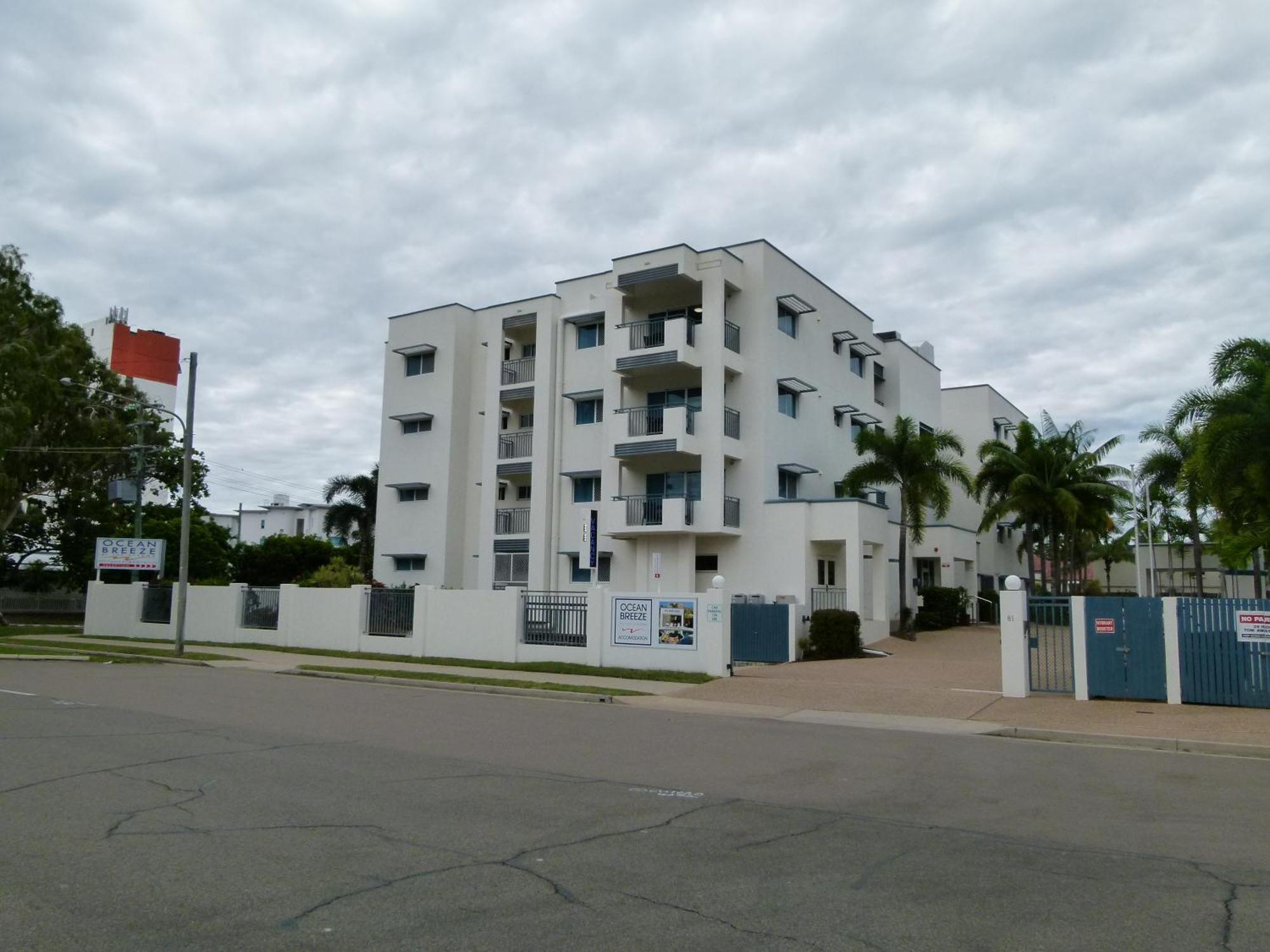 Hotel Madison Ocean Breeze Townsville