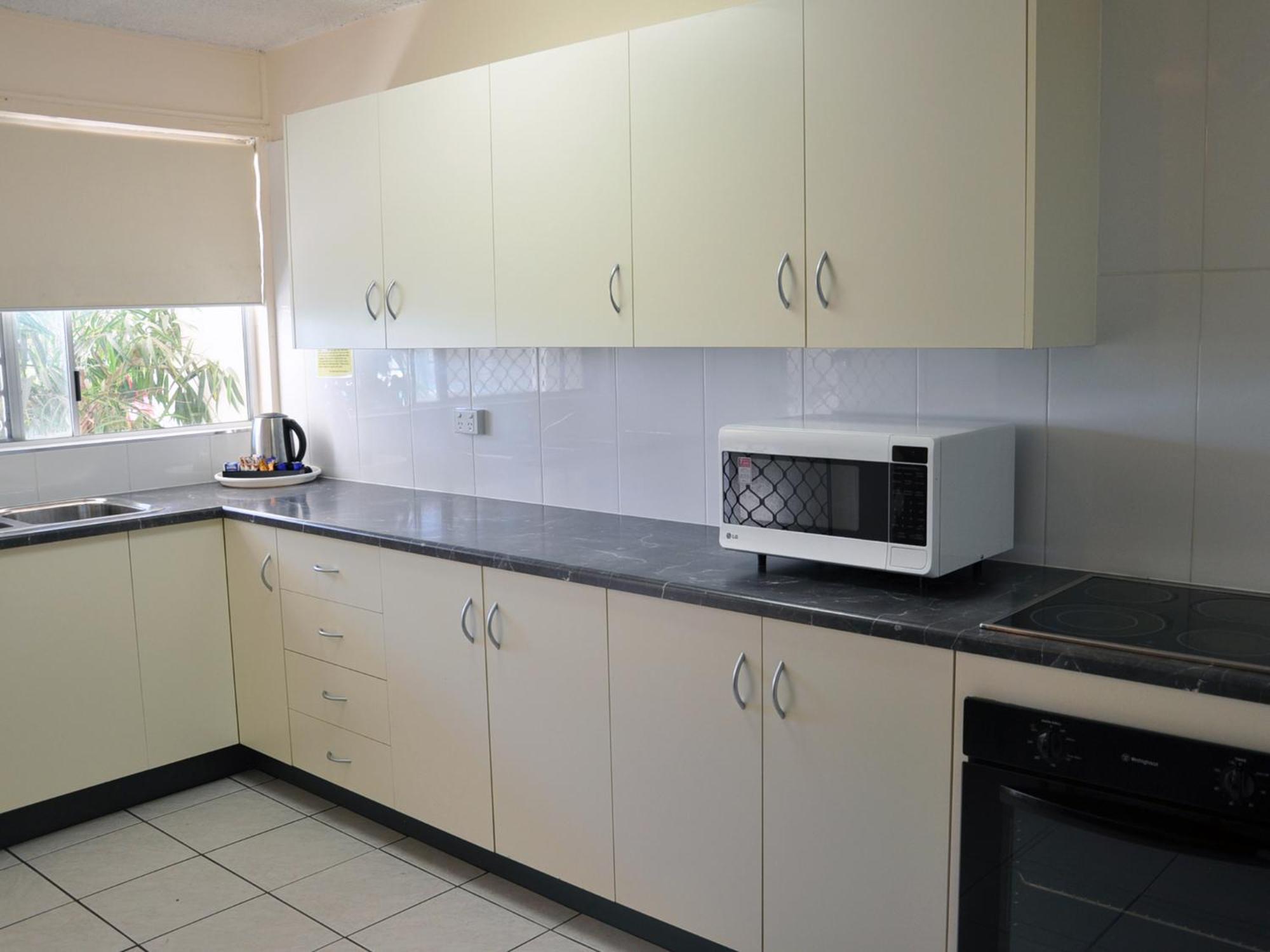 Palm Waters Holiday Villas Aparthotel 3*