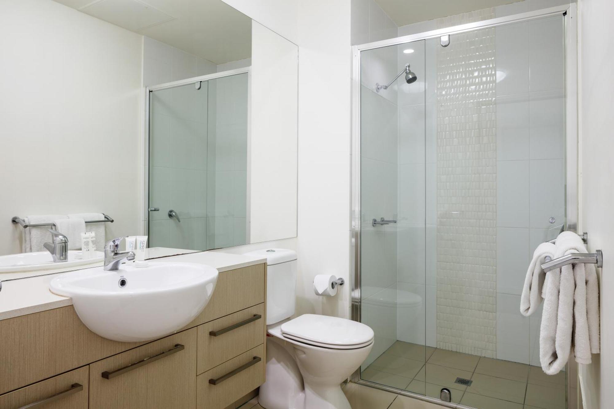 Aparthotel Central Kensington Apartments 4*