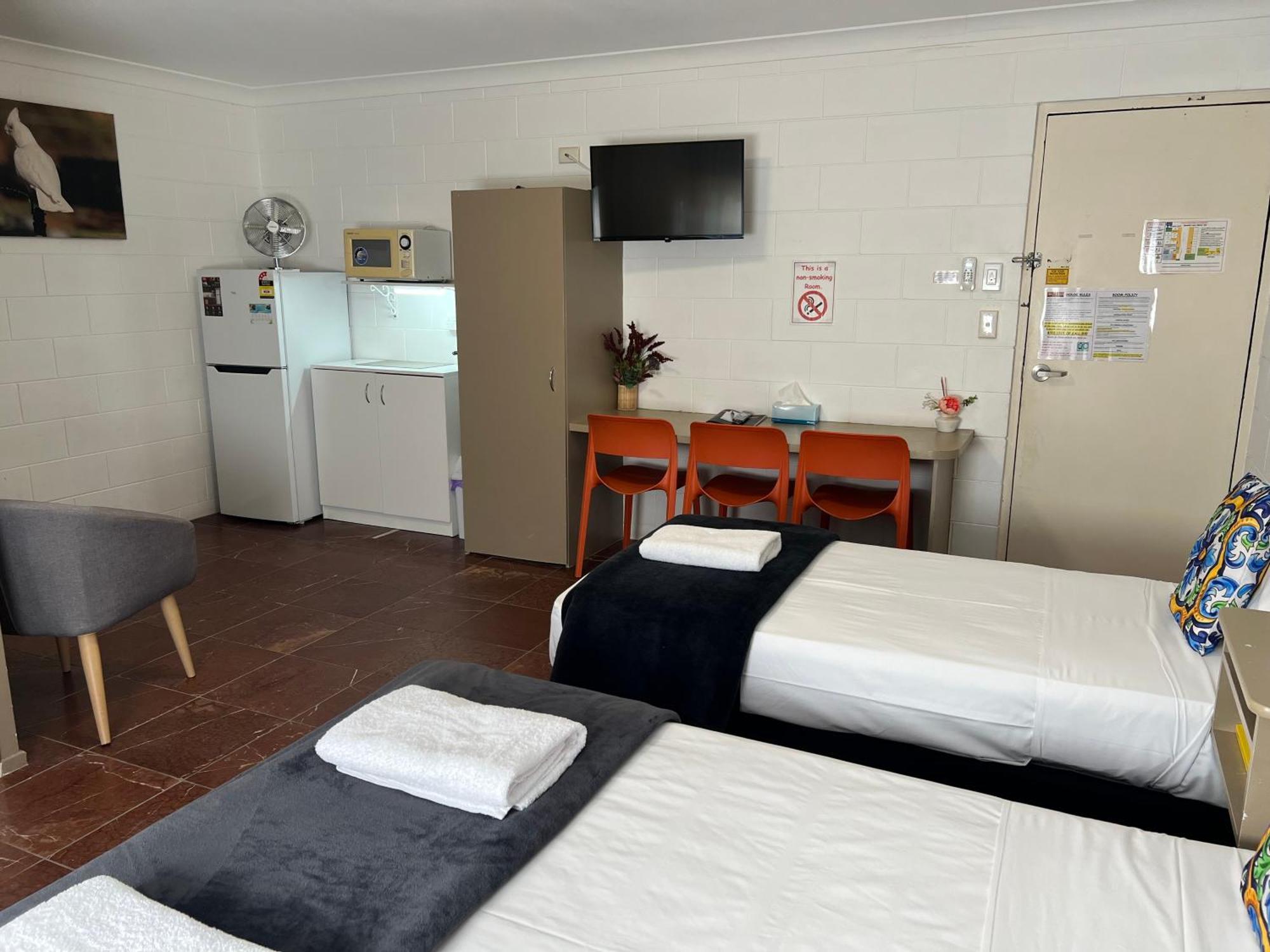 Spanish Lace Motor 4* Townsville