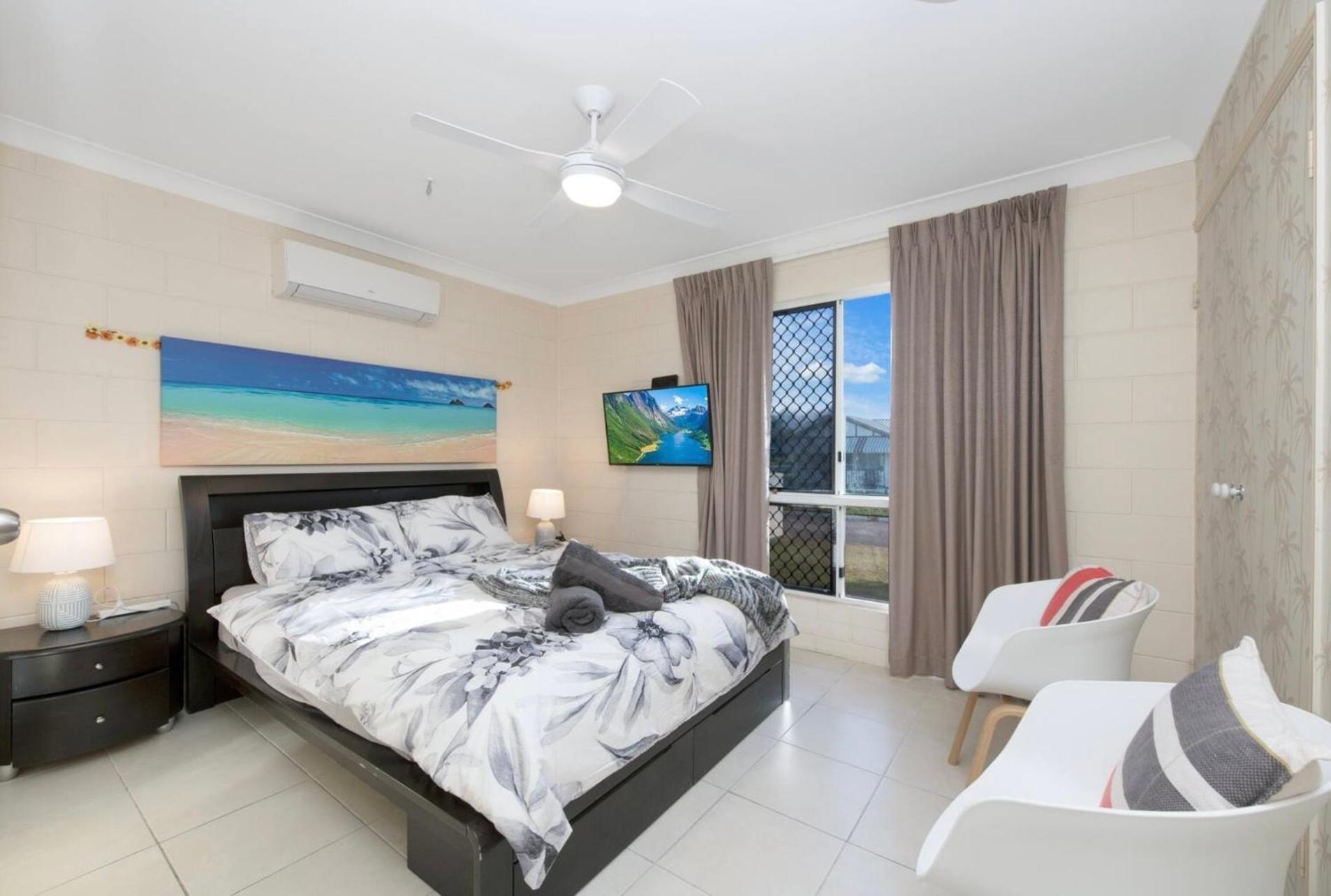 Entire Family With Private Pool * Townsville