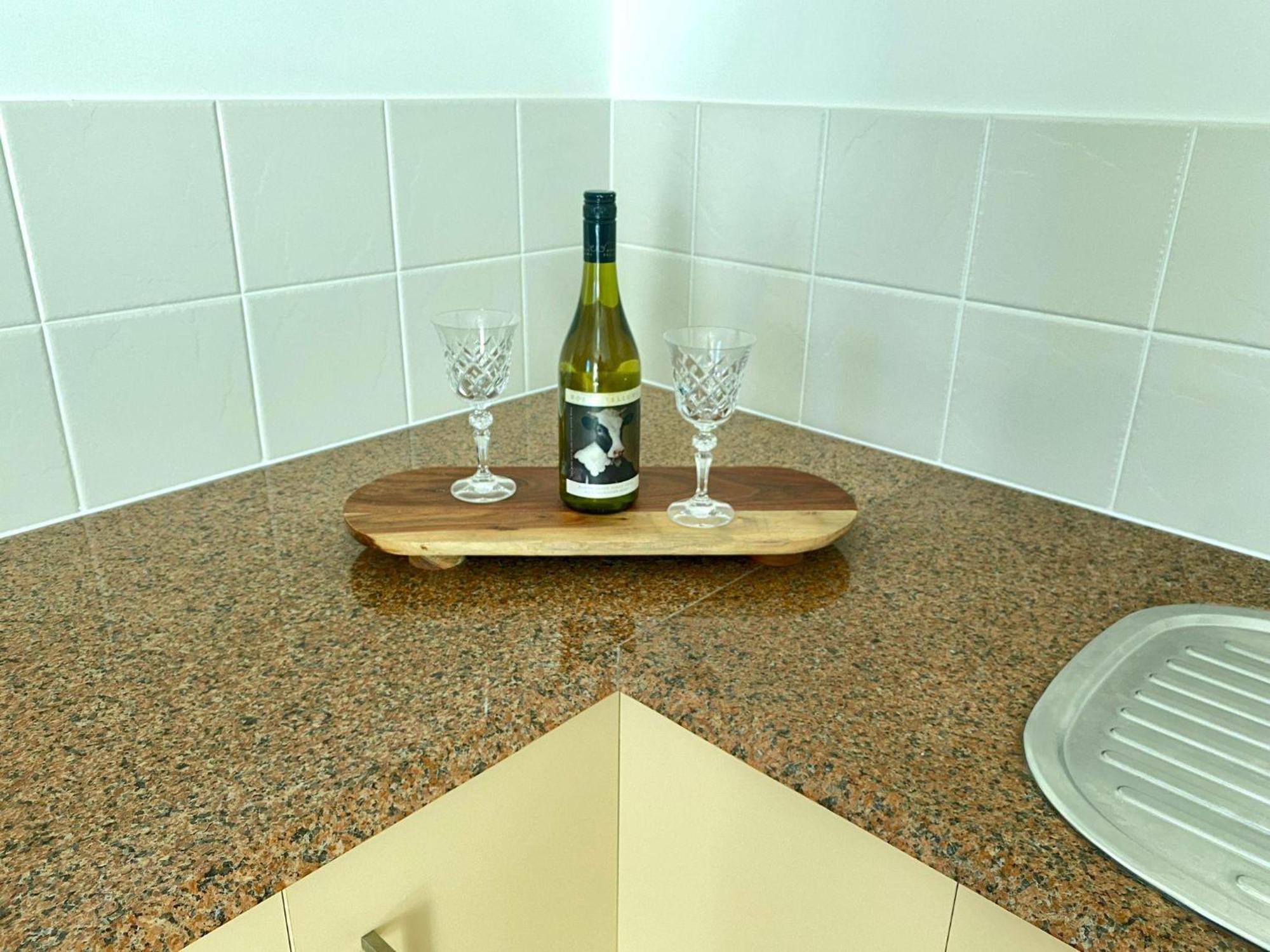 Perfect Position On The Water 18 Apartment Townsville