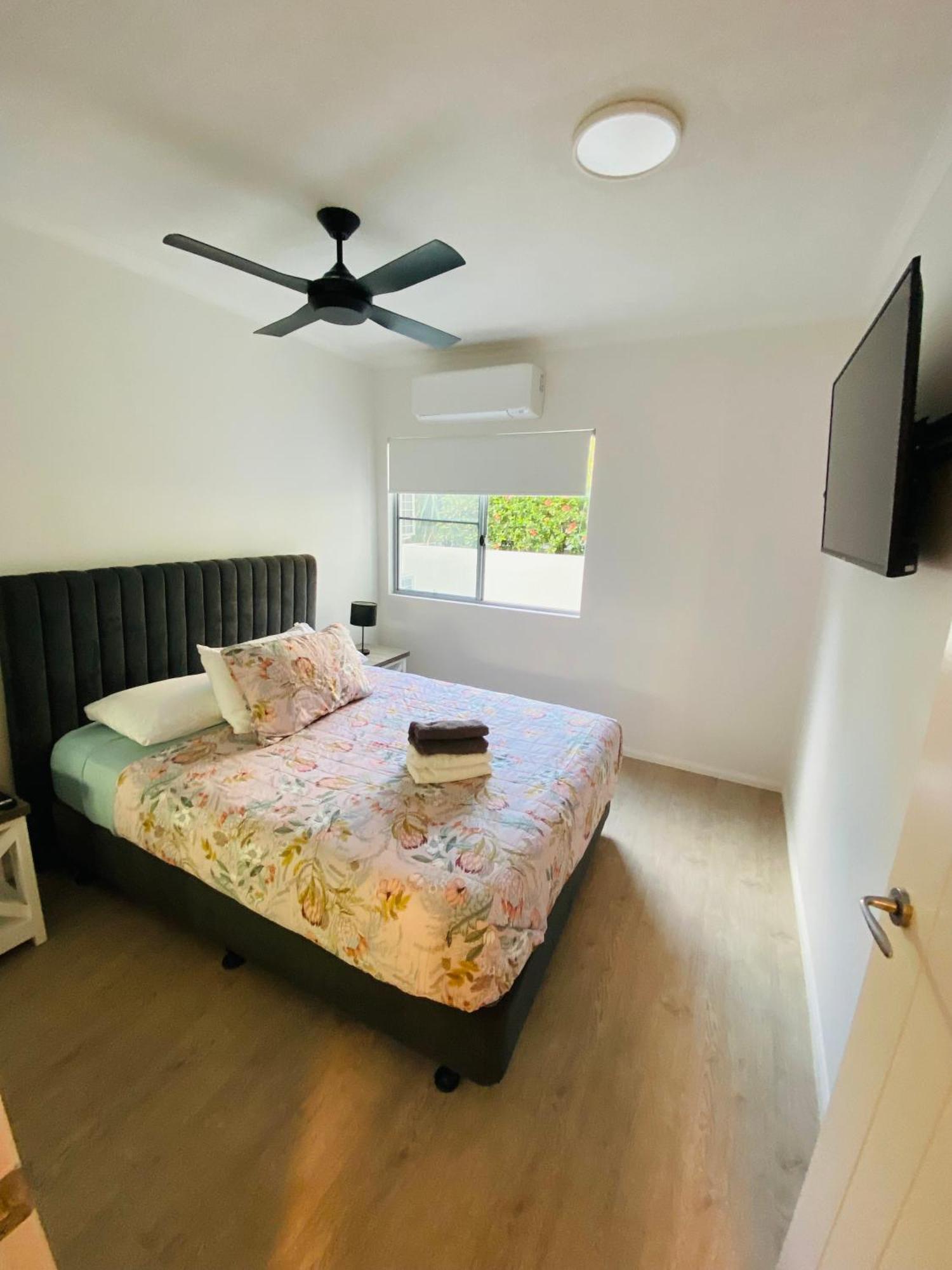 To Stadium - Perfect Location In Townsville
