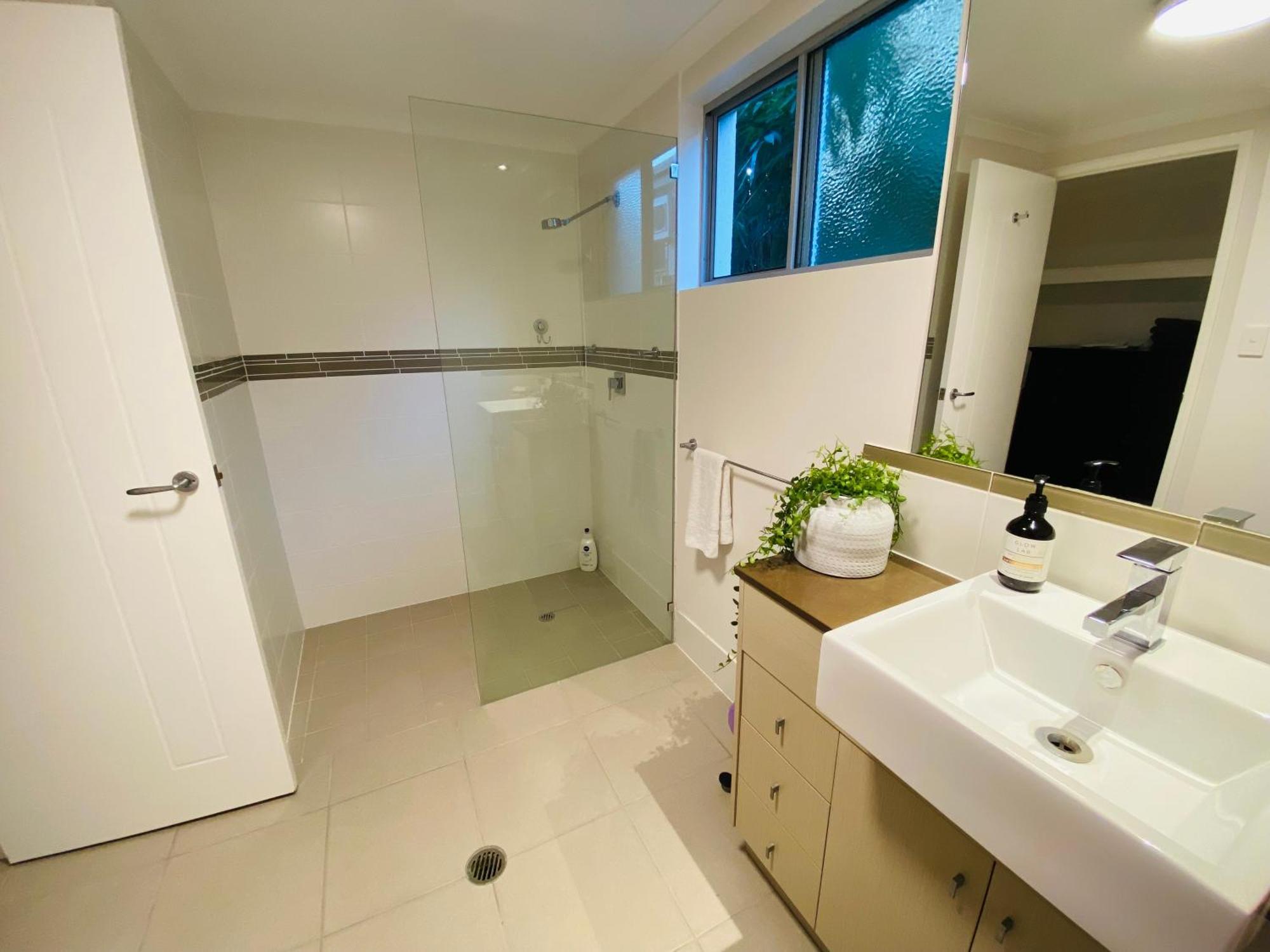 To Stadium - Perfect Location In * Townsville