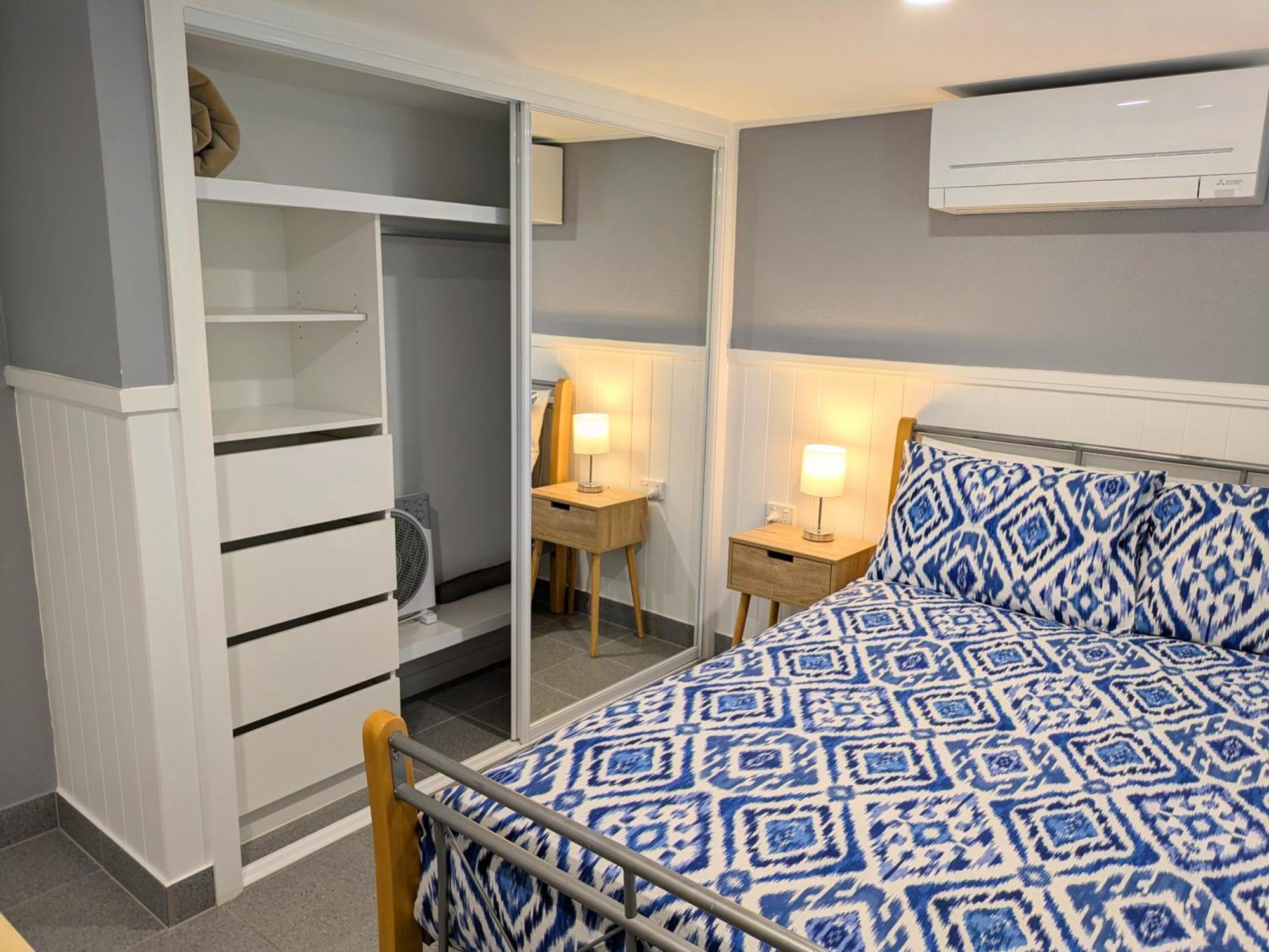 Guest house Superior Private Bedroom & Ensuite - & Location Townsville
