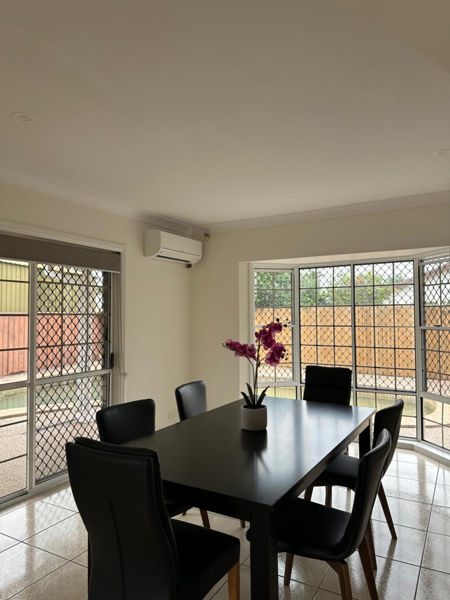 At Wistaria Holiday home Townsville