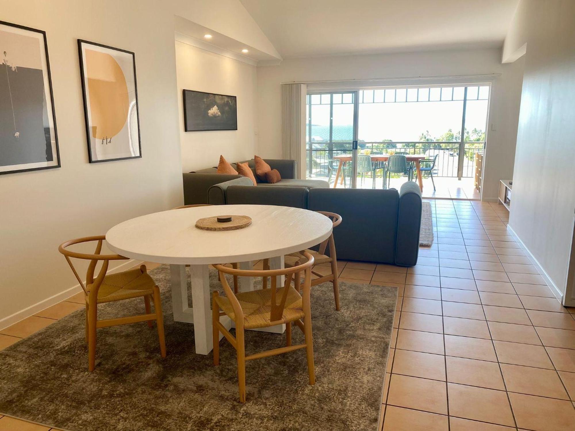 Apartment On Of The World On Bundock *