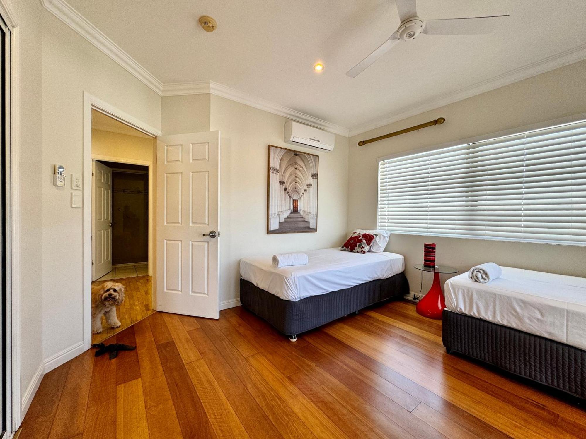 Townsville Apartments On The Strand - Penthouse Apartment Townsville