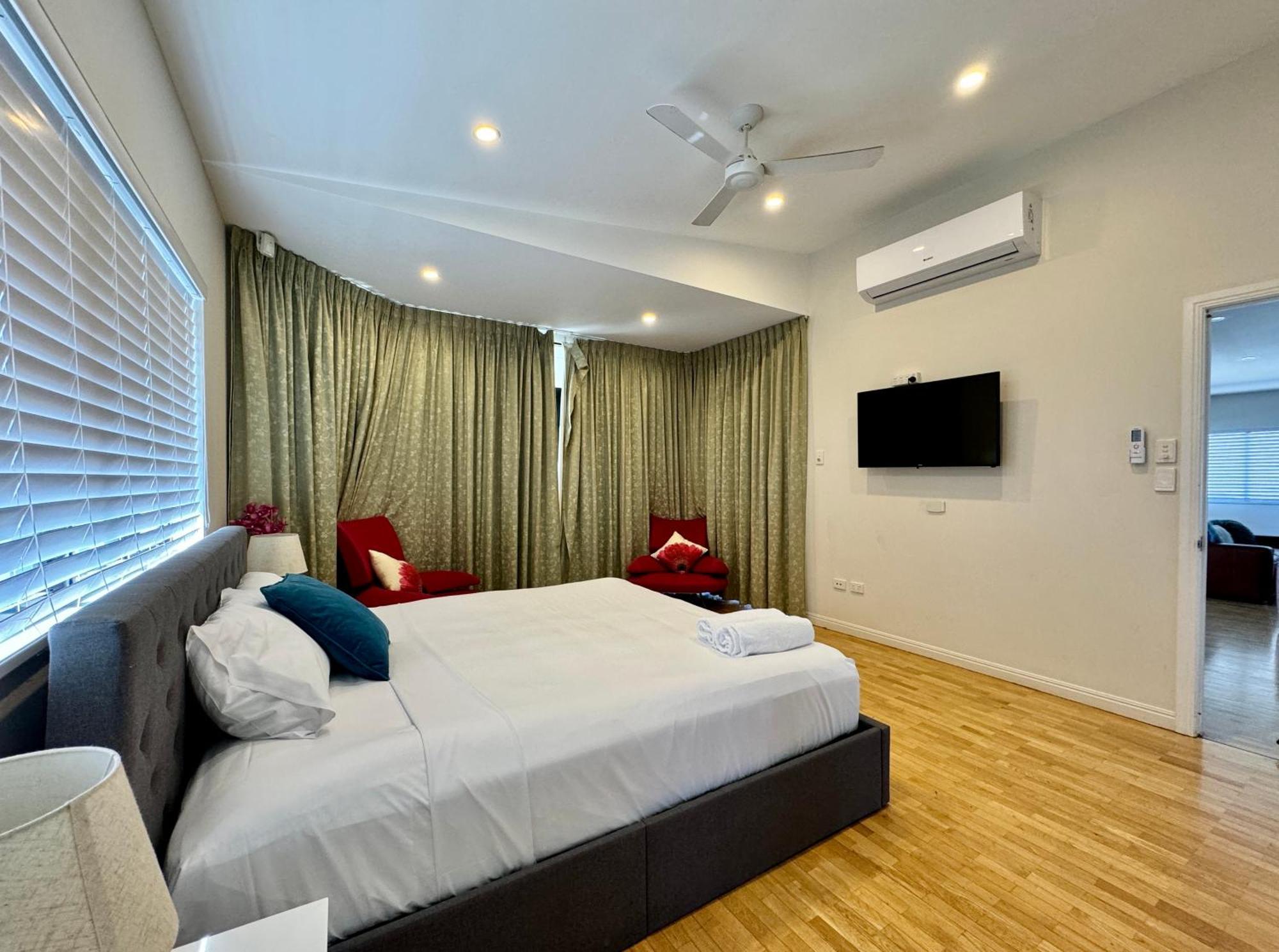 Apartment Townsville Apartments On The Strand - Penthouse Townsville