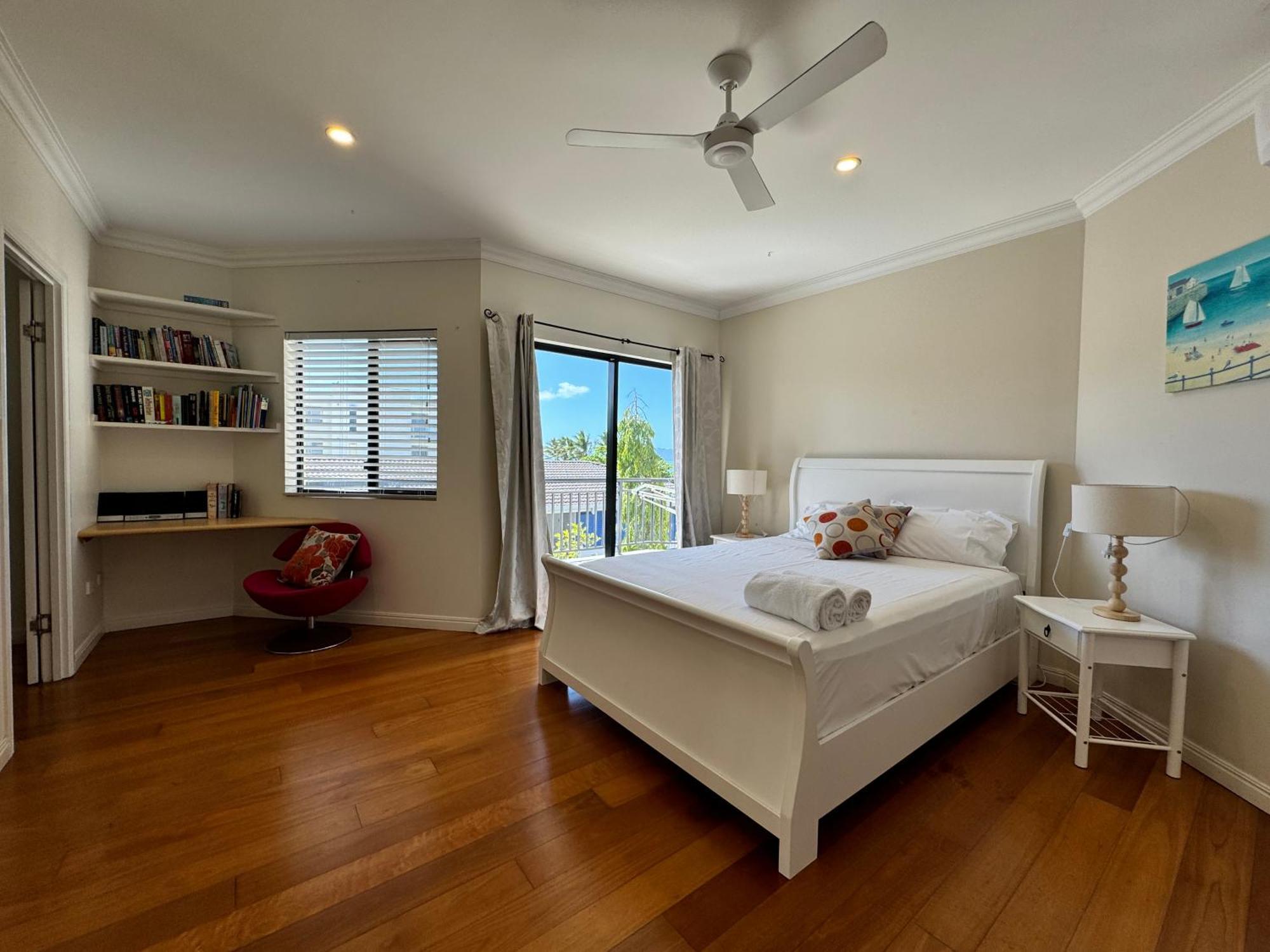 Townsville Apartments On The Strand - Penthouse Townsville