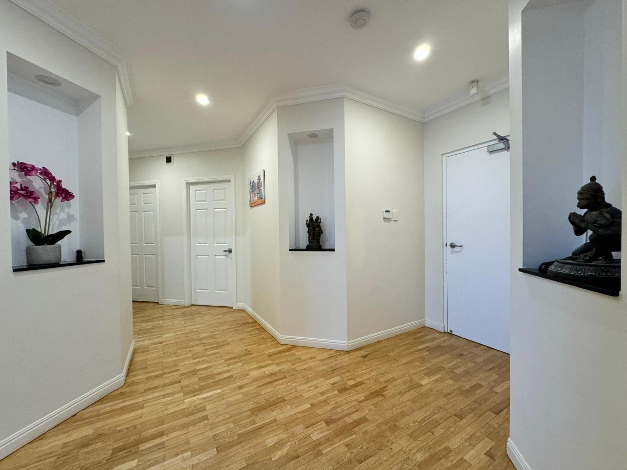 Townsville Apartments On The Strand - Penthouse Apartment *