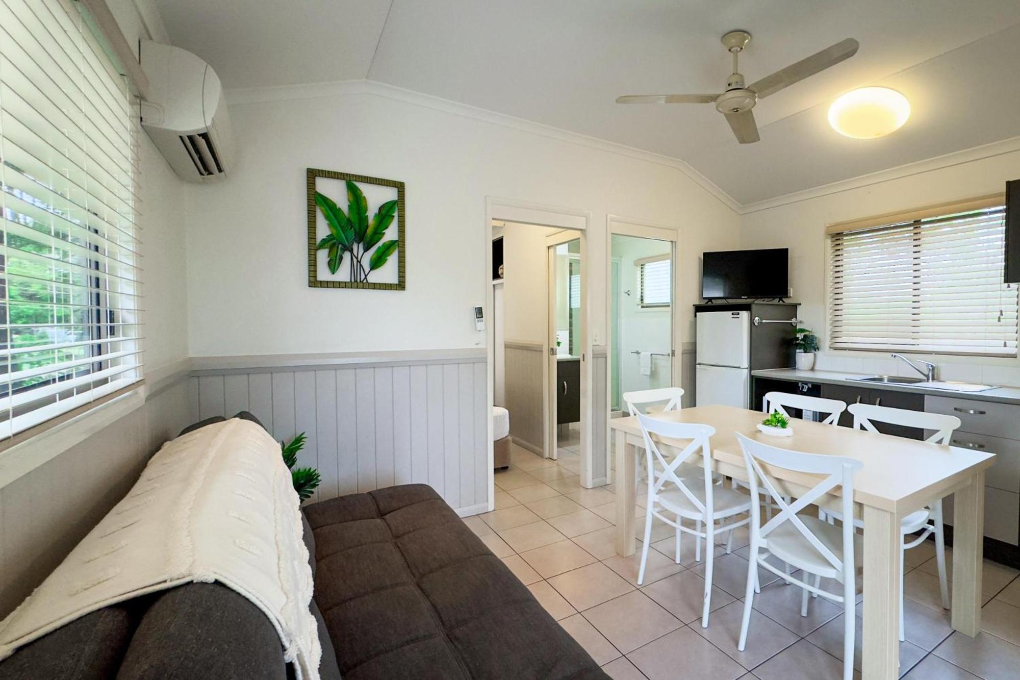 Big4 Tasman Holiday Parks - Rowes Bay Holiday park Townsville