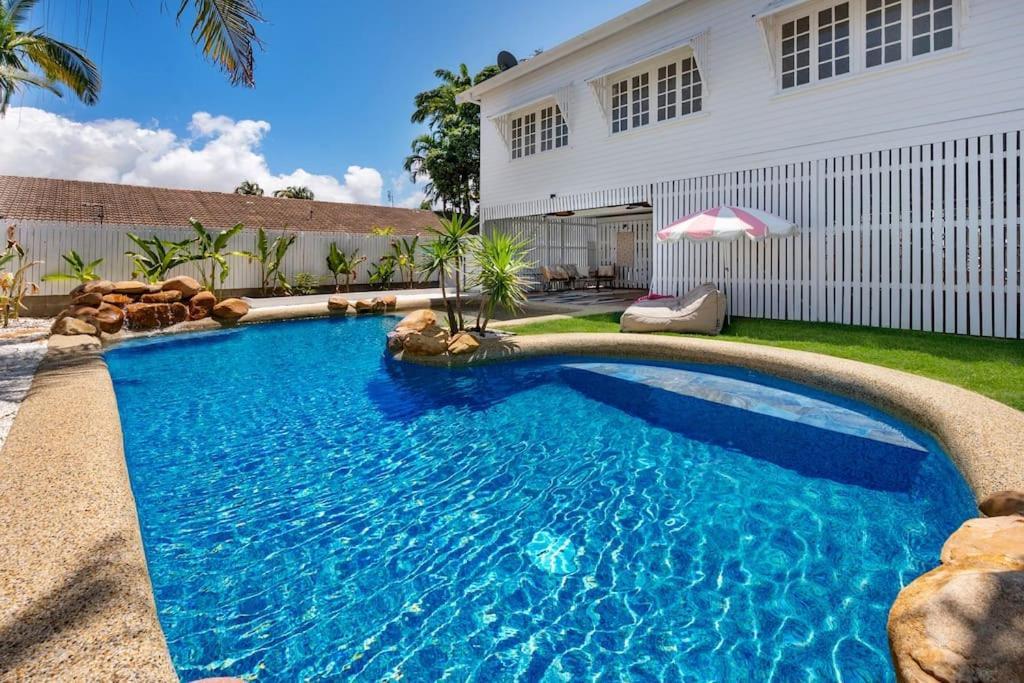 Holiday home 3 Palms Lagoon Pool Townsville