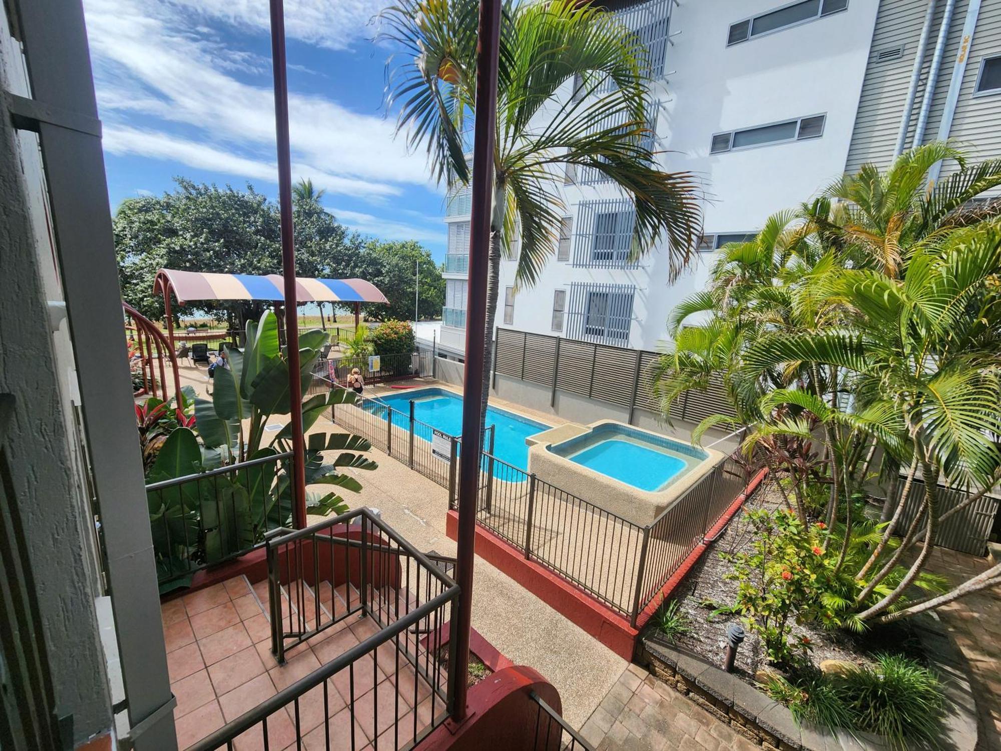 Water View In North Ward Apartment *