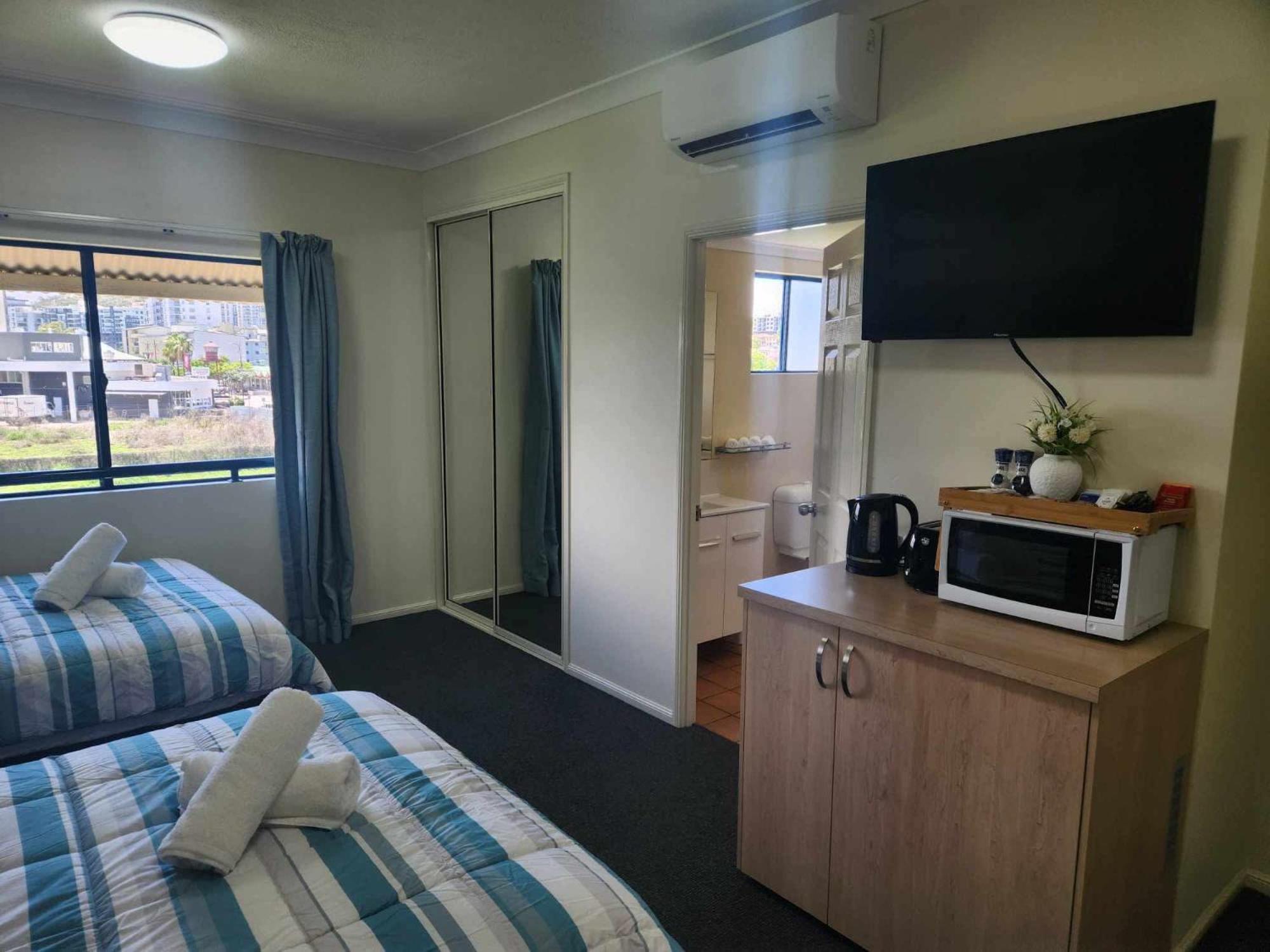 Inn Coastal Breeze Studio- Steps From Cbd,stadium&ferry