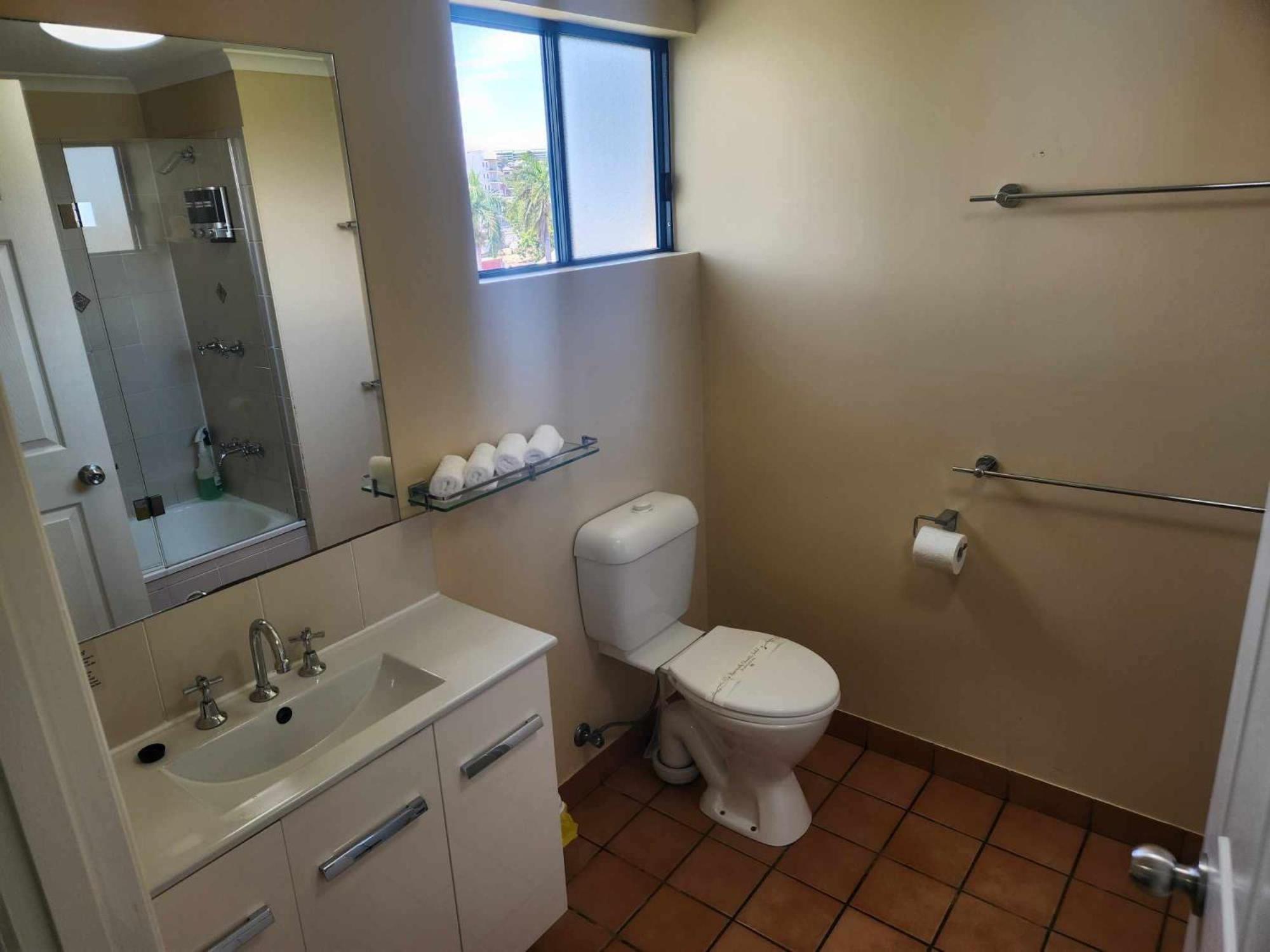 Inn Coastal Breeze Studio- Steps From Cbd,stadium&ferry