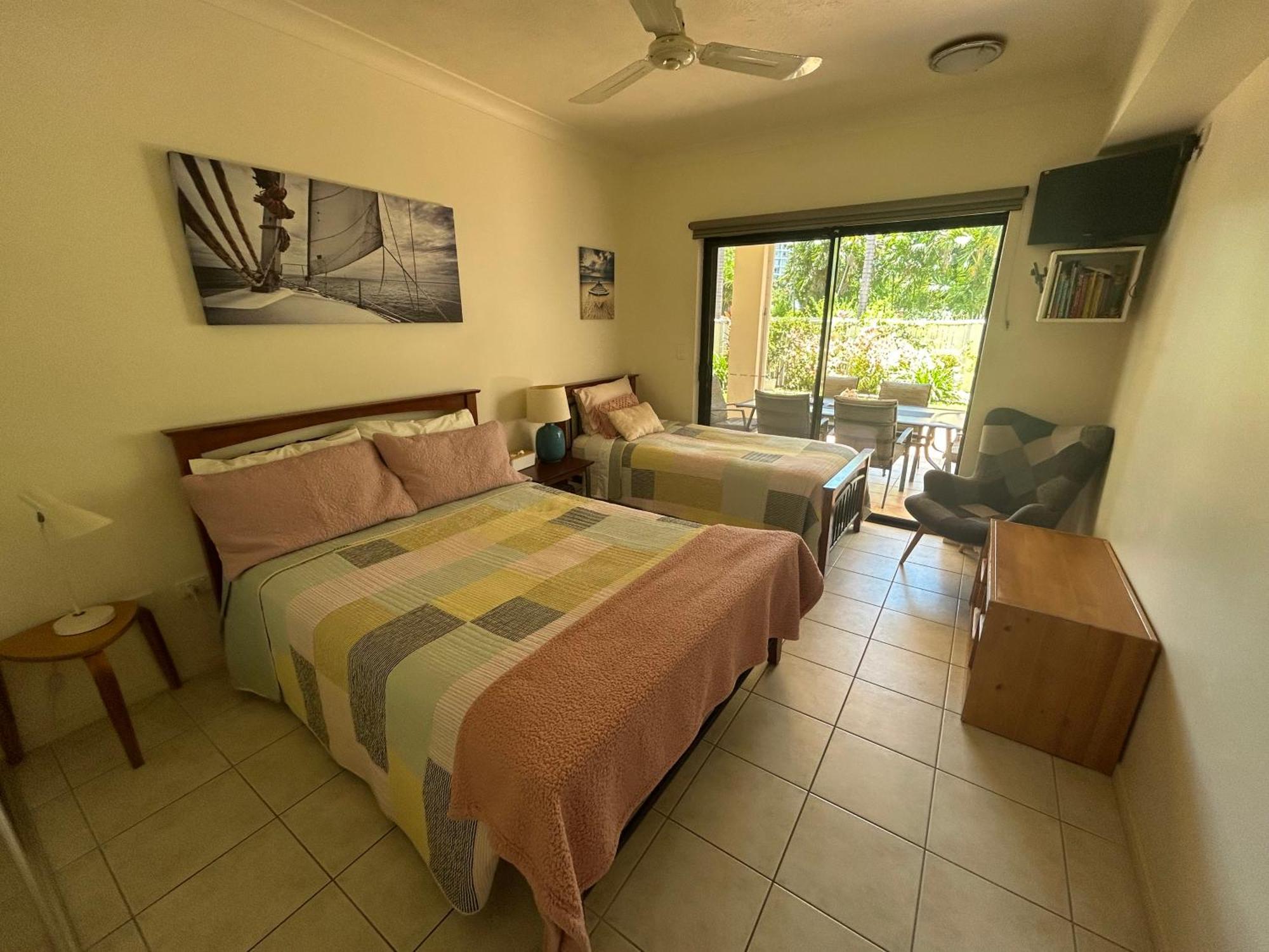 Marina-ground Floor With Courtyard Apartment Townsville