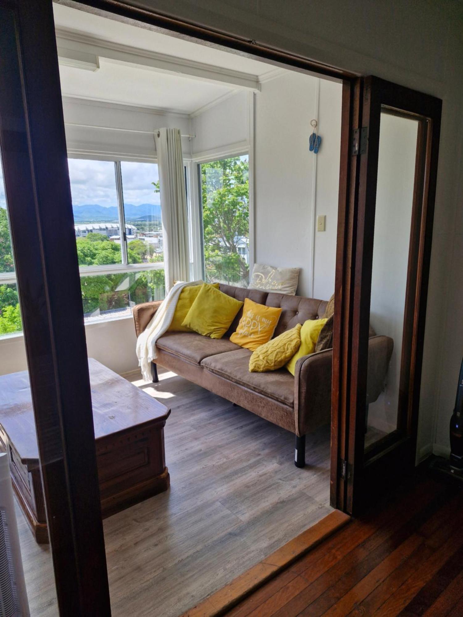 Holiday home 3 Bdrm Home In City Heart Townsville