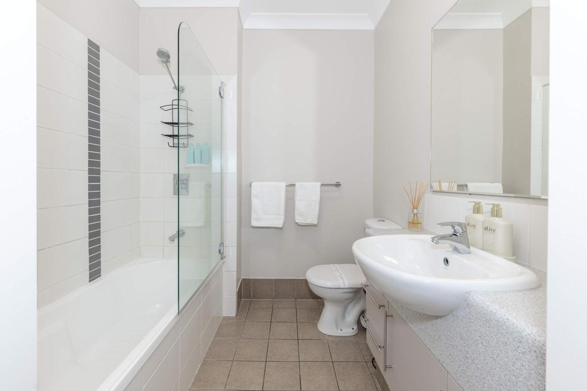 Apartment Peaceful On Percy Townsville