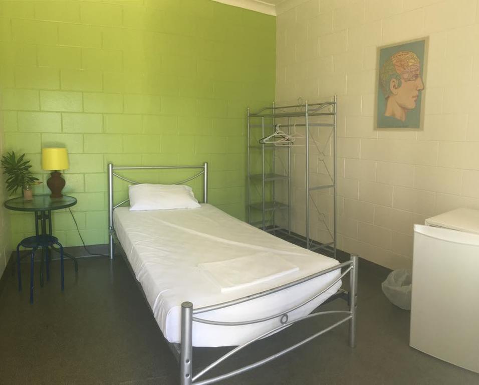 Hostel Adventurers Backpackers Townsville