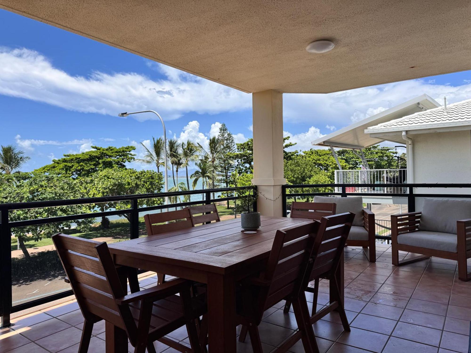 And Homes On The Apartment Townsville