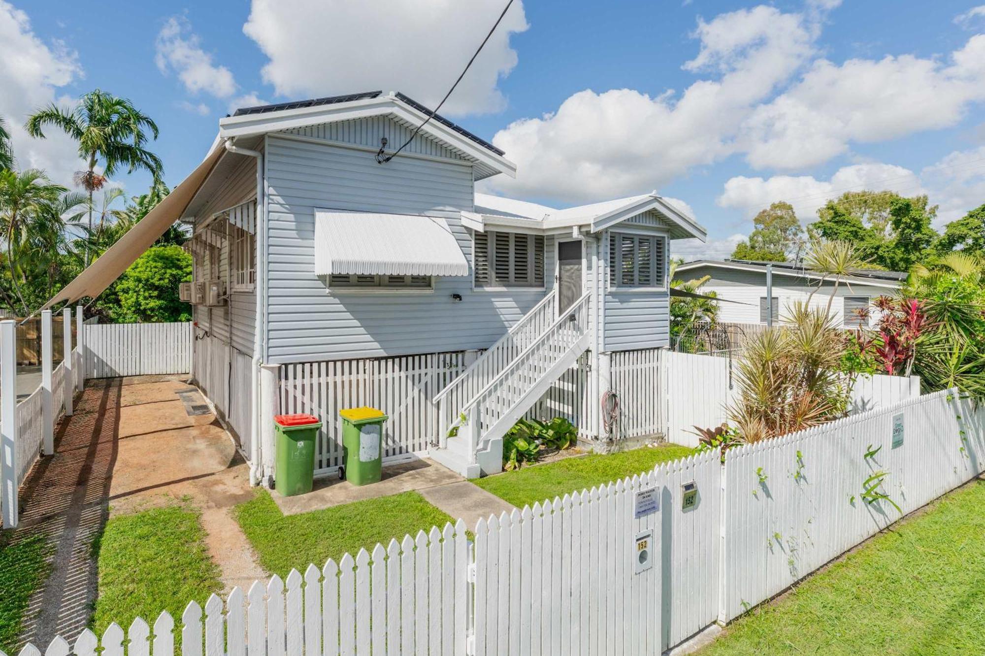 Holiday home Family Paradise *