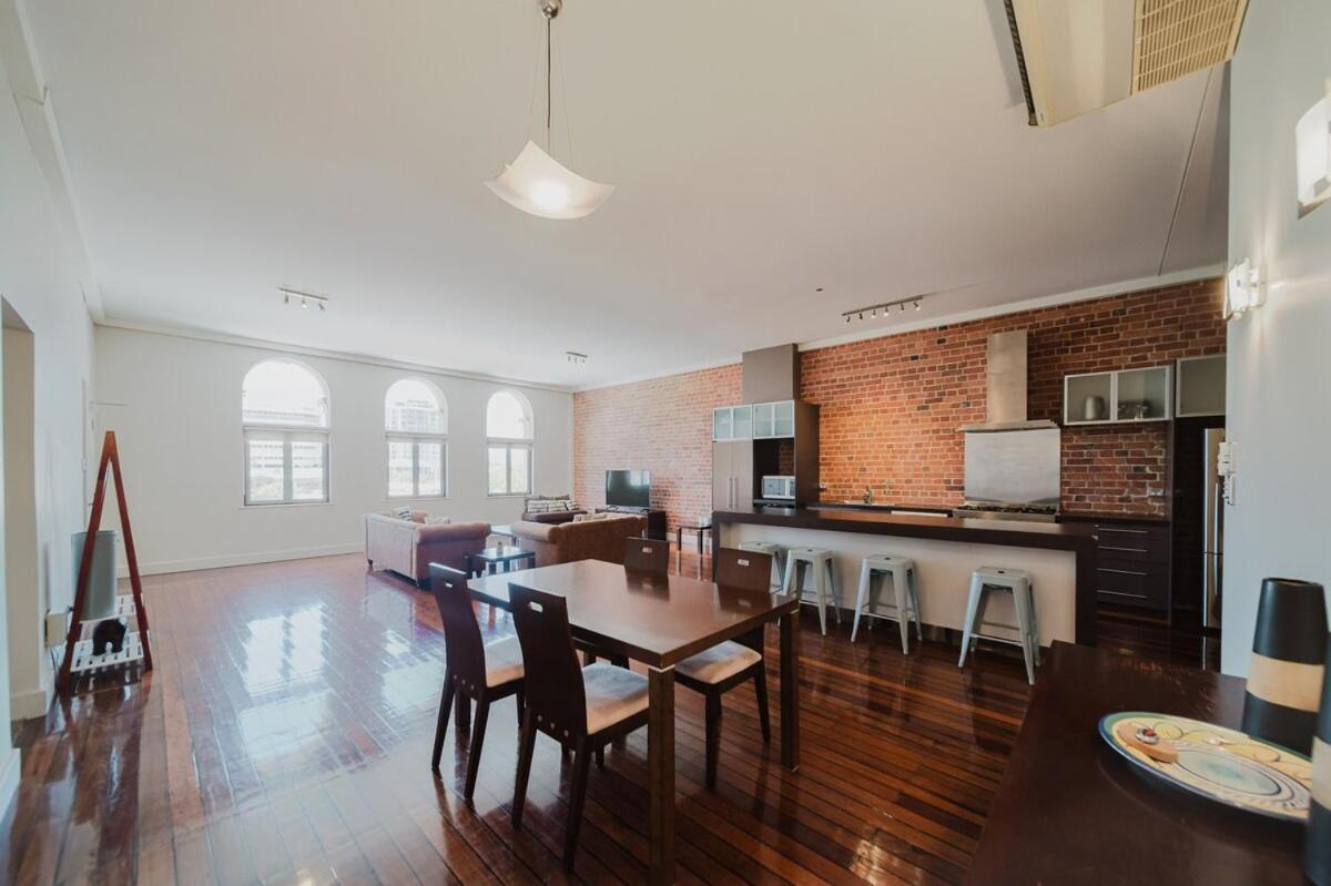 Flinders 2 Bed Unit Strand! Apartment
